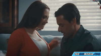 Sexe romàntic amb una bona mare tetona