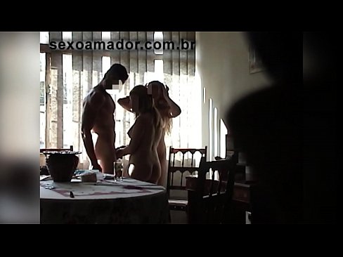 ❤️ Els amics sexuals conviden un home gegant i un trio amb ell ❌ Porno al porno ca.xxxdeutschepornos.ru ️❤
