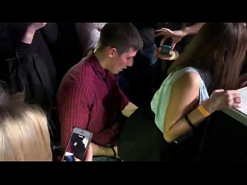 ❤️ Sexe real en una discoteca russa. Noia russa de 18 anys a l'anus i la vagina follada en una discoteca ❌ Porno al porno ca.xxxdeutschepornos.ru ️❤